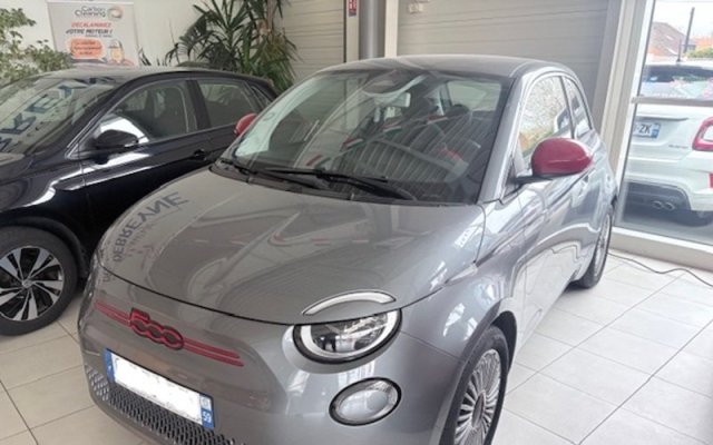 FIAT 500 RED 190 KMS 24KW